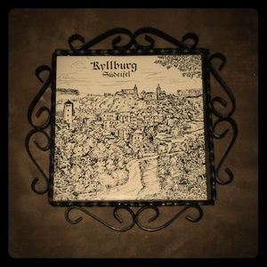 Metal ceramic pot holder